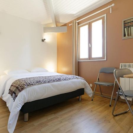 Chambre d'hôtes de charme à la Maison Bleue Savignac-Mona Esterno foto