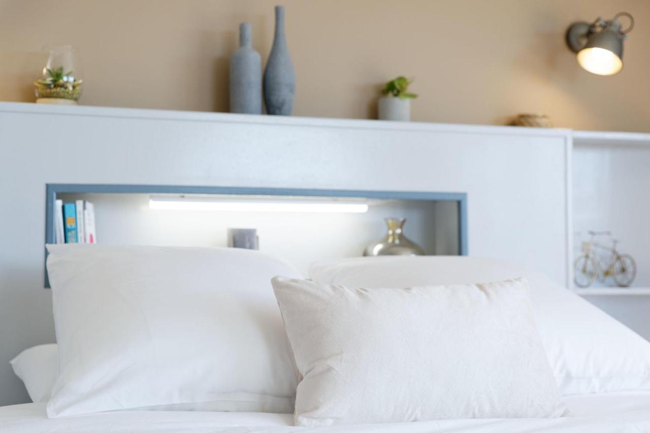 Chambre d'hôtes de charme à la Maison Bleue Savignac-Mona Esterno foto