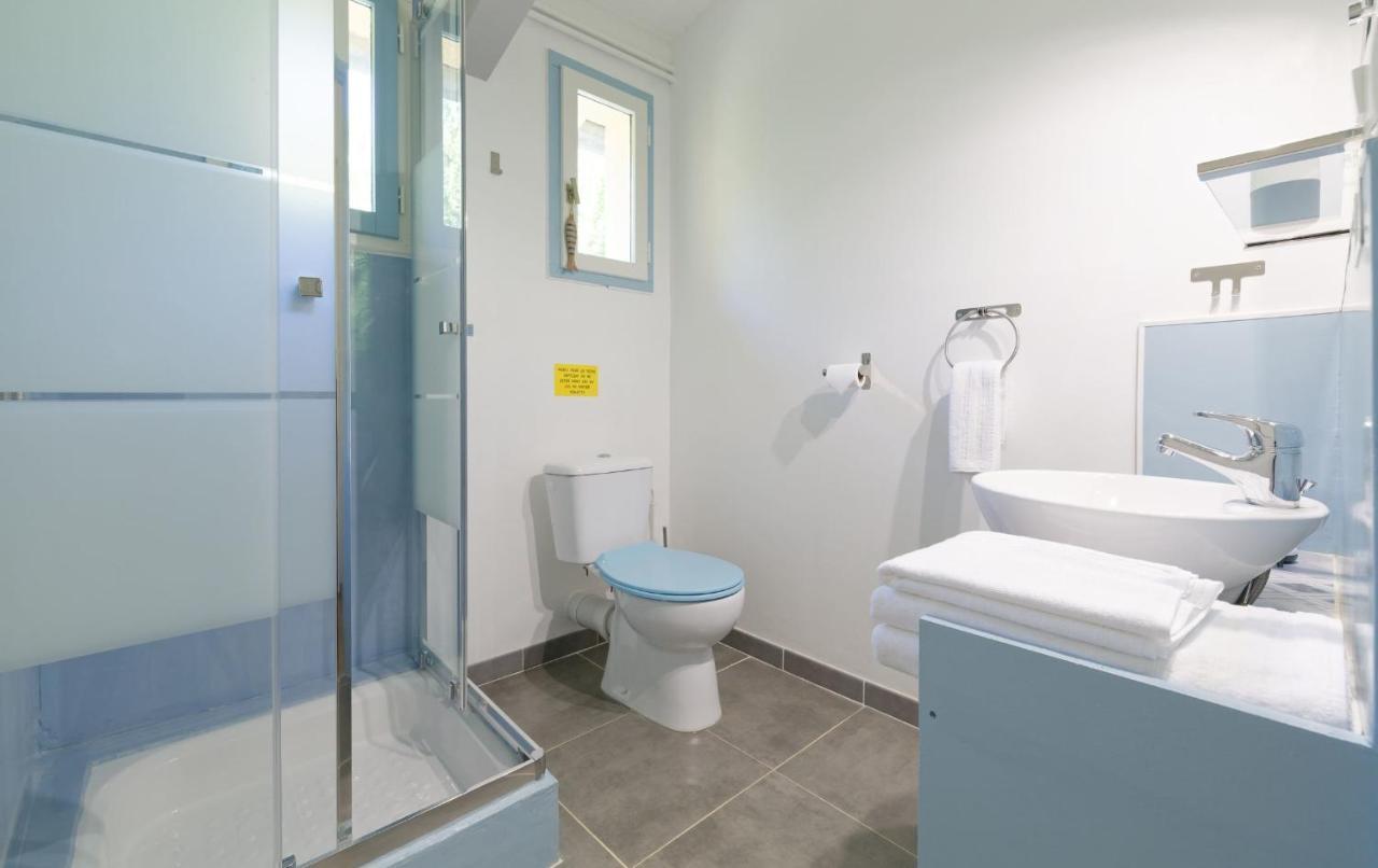 Chambre d'hôtes de charme à la Maison Bleue Savignac-Mona Esterno foto